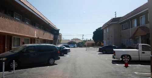 Encore Inn image 8